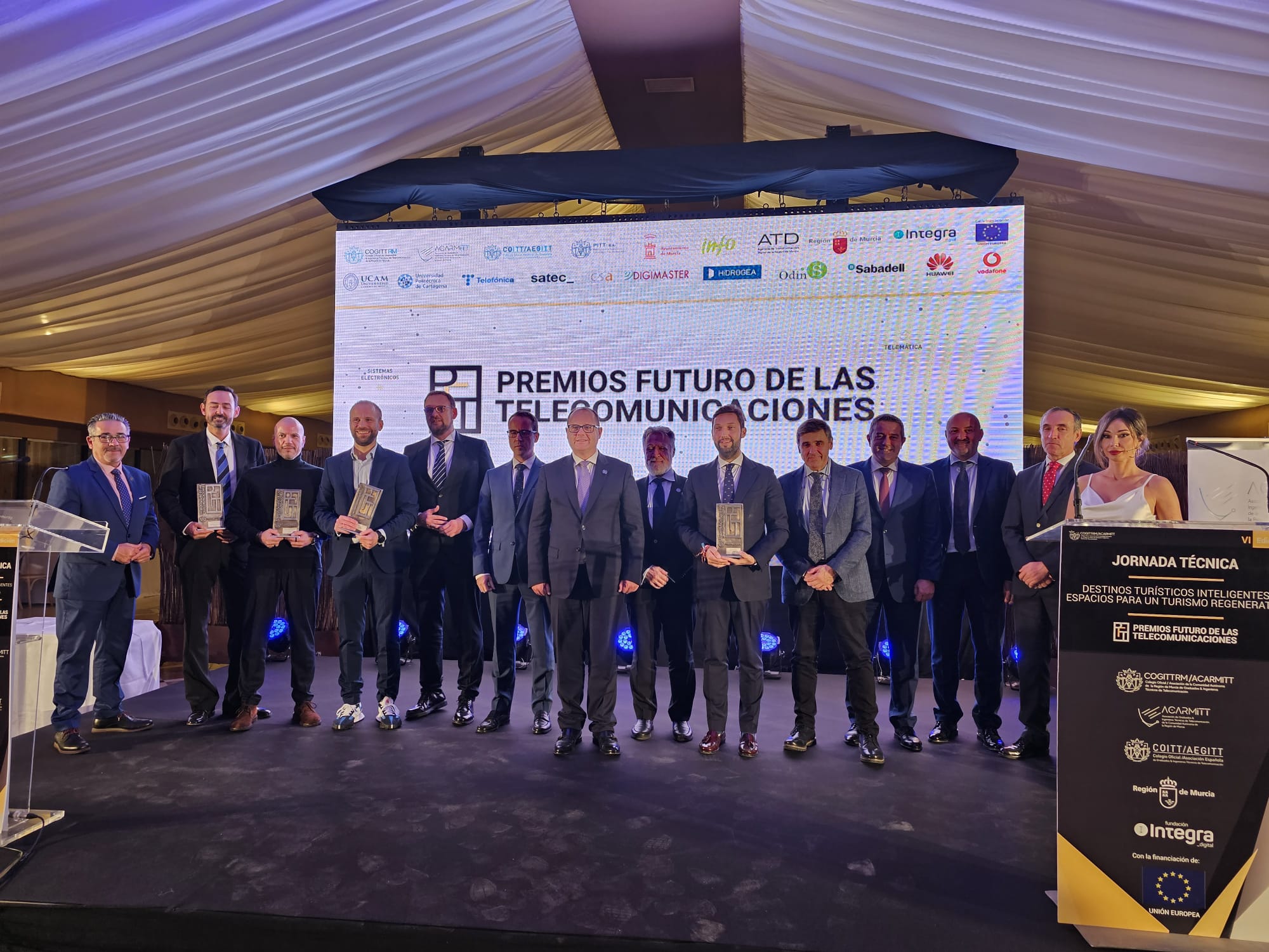 APUNTATE A LA JORNADA Y VII PREMIOS FUTURO DE LAS TELECOMUNICACIONES