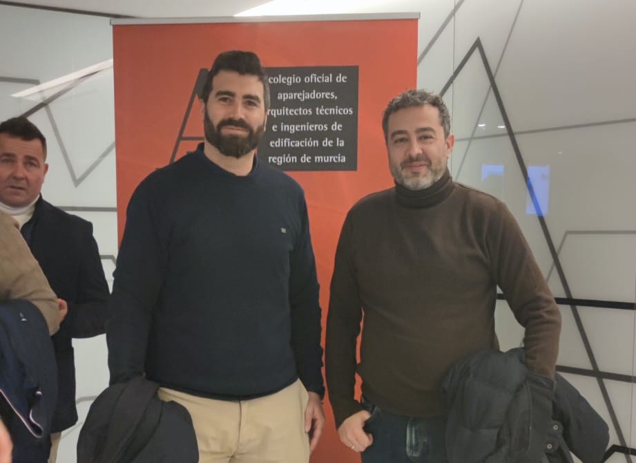 ACARMITT/COGITTRM asiste a la Jornada Técnica sobre IA Generativa aplicada al sector de la construcción